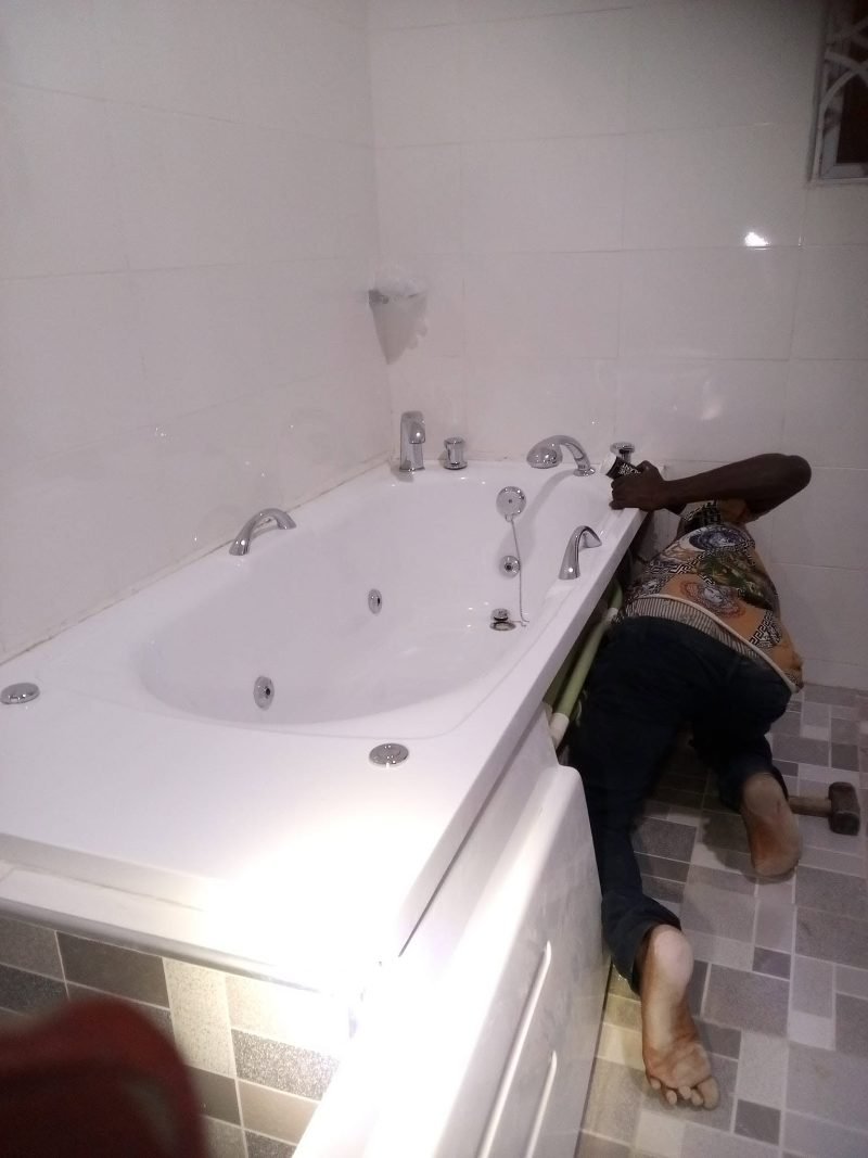 Jacuzzi in Accra
